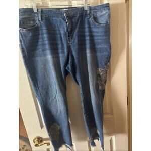 Lane Bryant Jeans Bead Embellishment Skinny Mid Rise Magic Flex Waistband 18